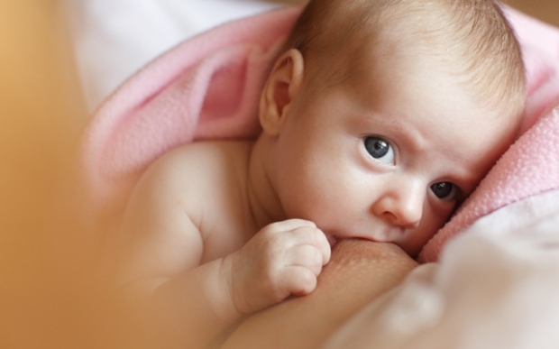 запах грудного молока фото