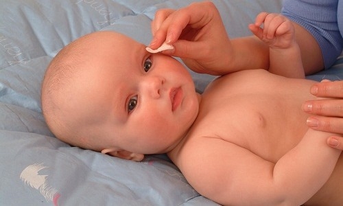 Гигиена глаз новорожденного